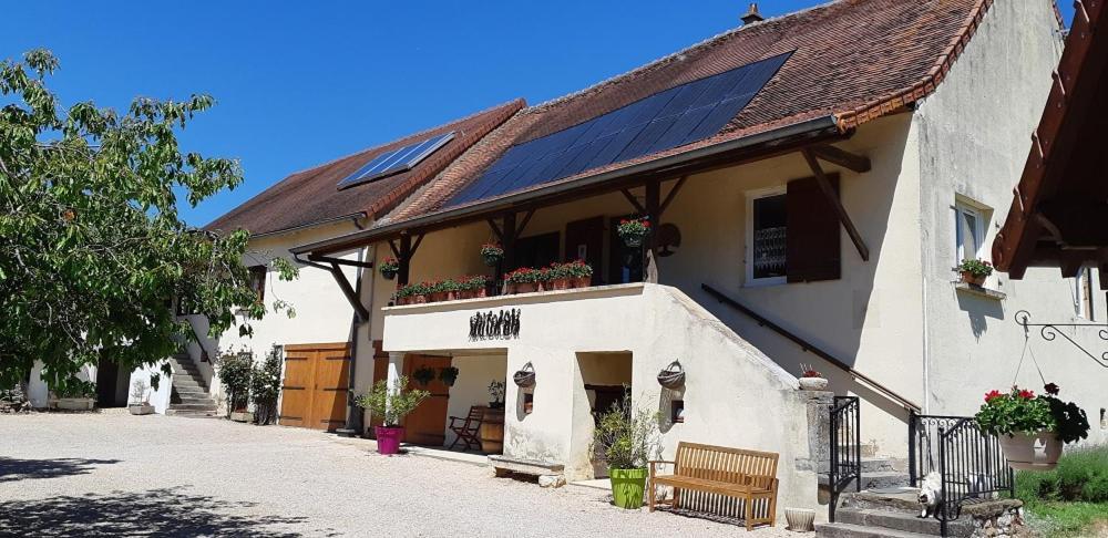 Le Chaumois Hotel Saint-Boil Exterior photo